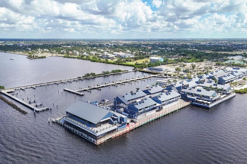 待售: $1,200,000 (0.24 acres)