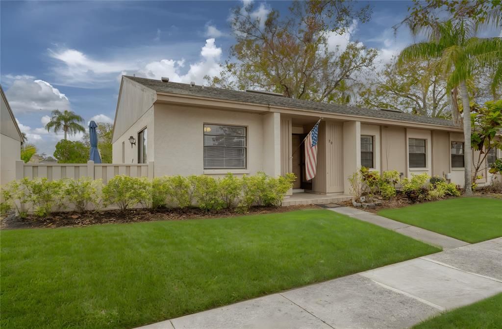 For Sale: $319,000 (4 beds, 2 baths, 1550 Square Feet)