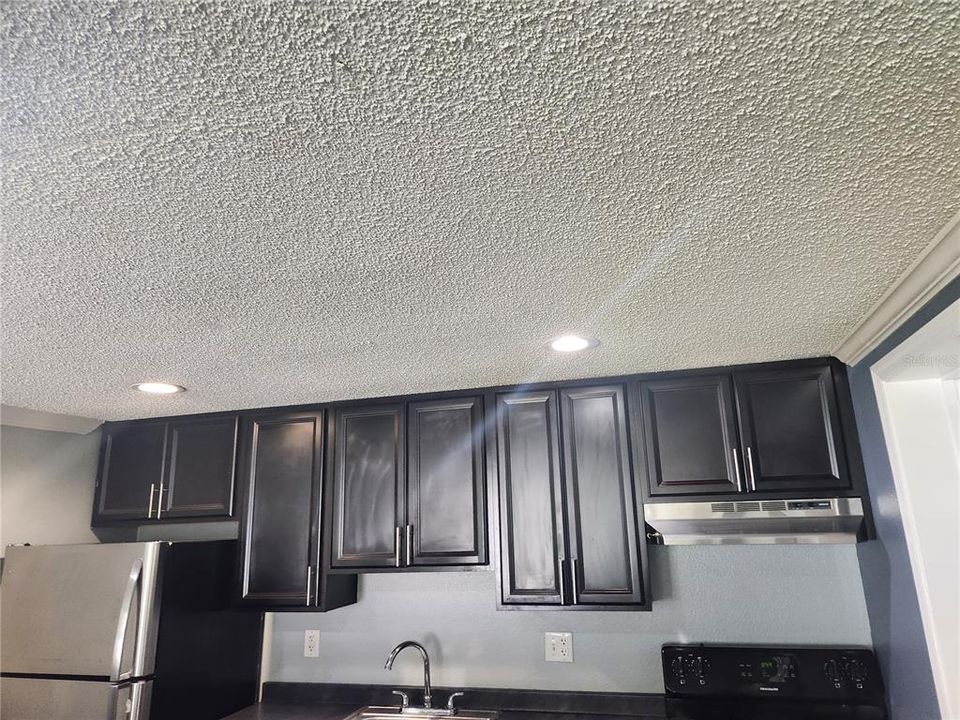 For Rent: $1,095 (1 beds, 1 baths, 564 Square Feet)