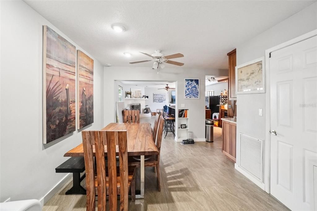 For Sale: $470,000 (3 beds, 1 baths, 1680 Square Feet)