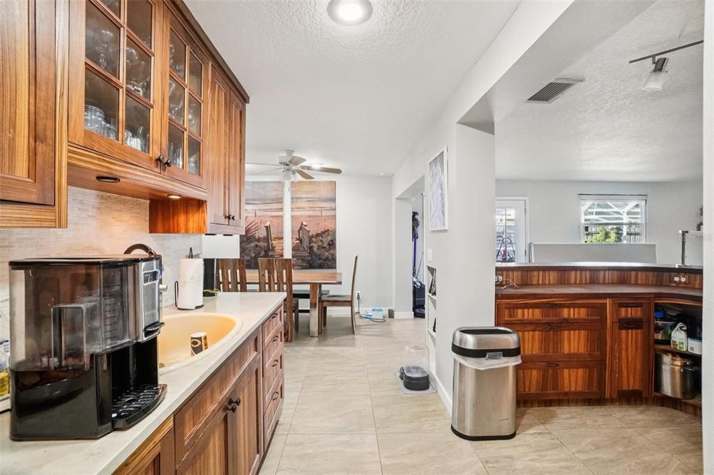 For Sale: $470,000 (3 beds, 1 baths, 1680 Square Feet)