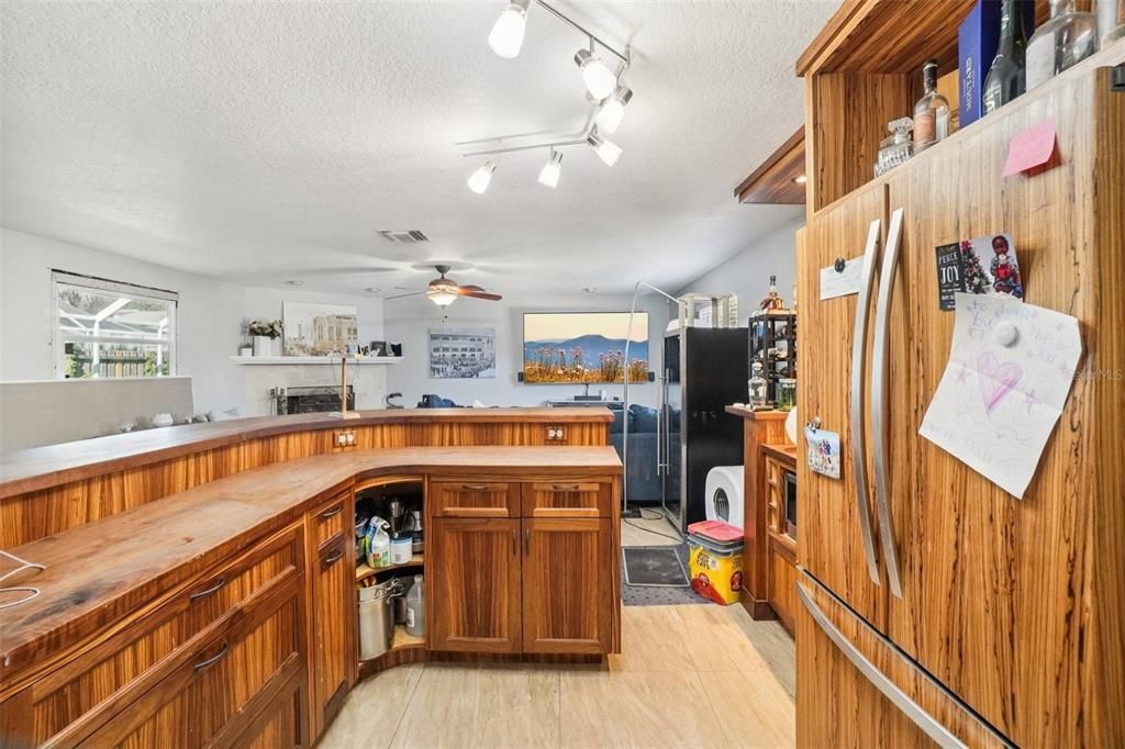 For Sale: $470,000 (3 beds, 1 baths, 1680 Square Feet)