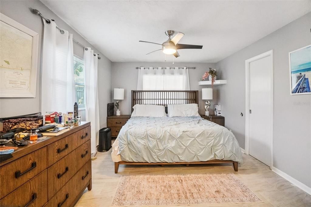 For Sale: $470,000 (3 beds, 1 baths, 1680 Square Feet)