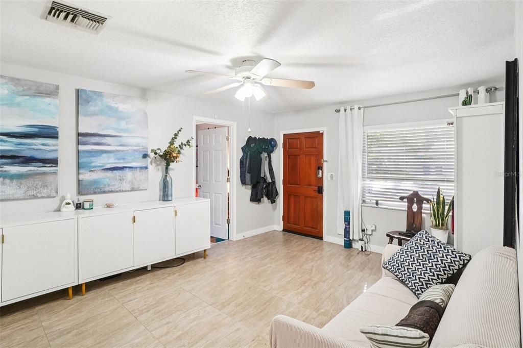 For Sale: $470,000 (3 beds, 1 baths, 1680 Square Feet)