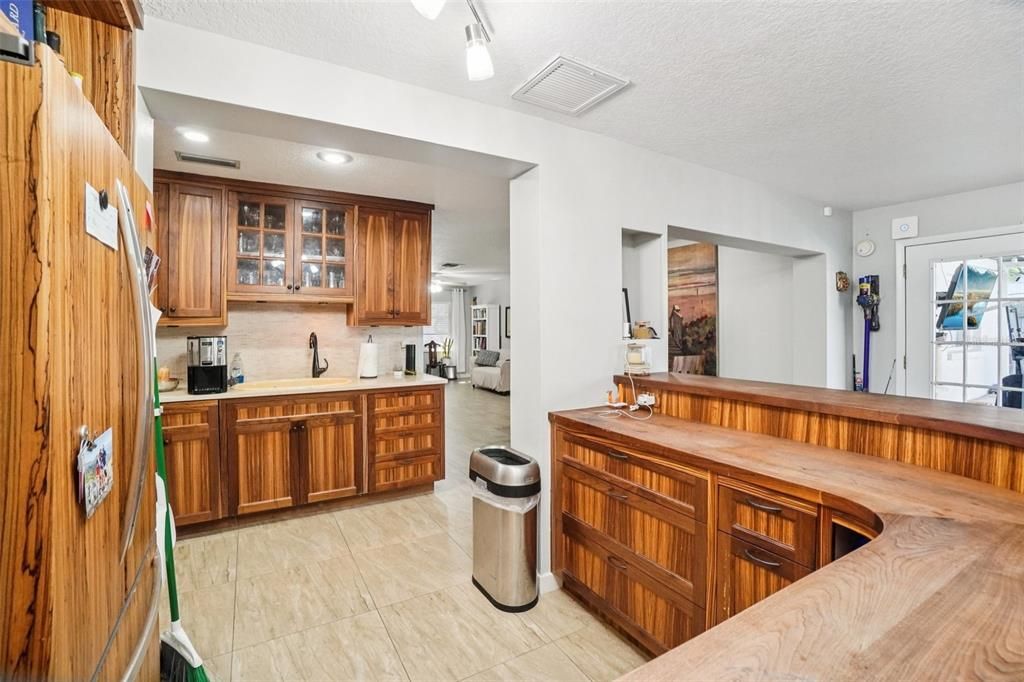 For Sale: $470,000 (3 beds, 1 baths, 1680 Square Feet)