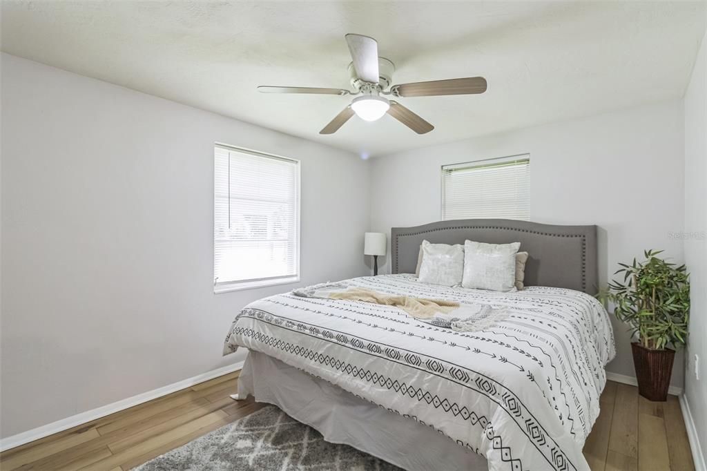 For Rent: $1,400 (2 beds, 1 baths, 768 Square Feet)