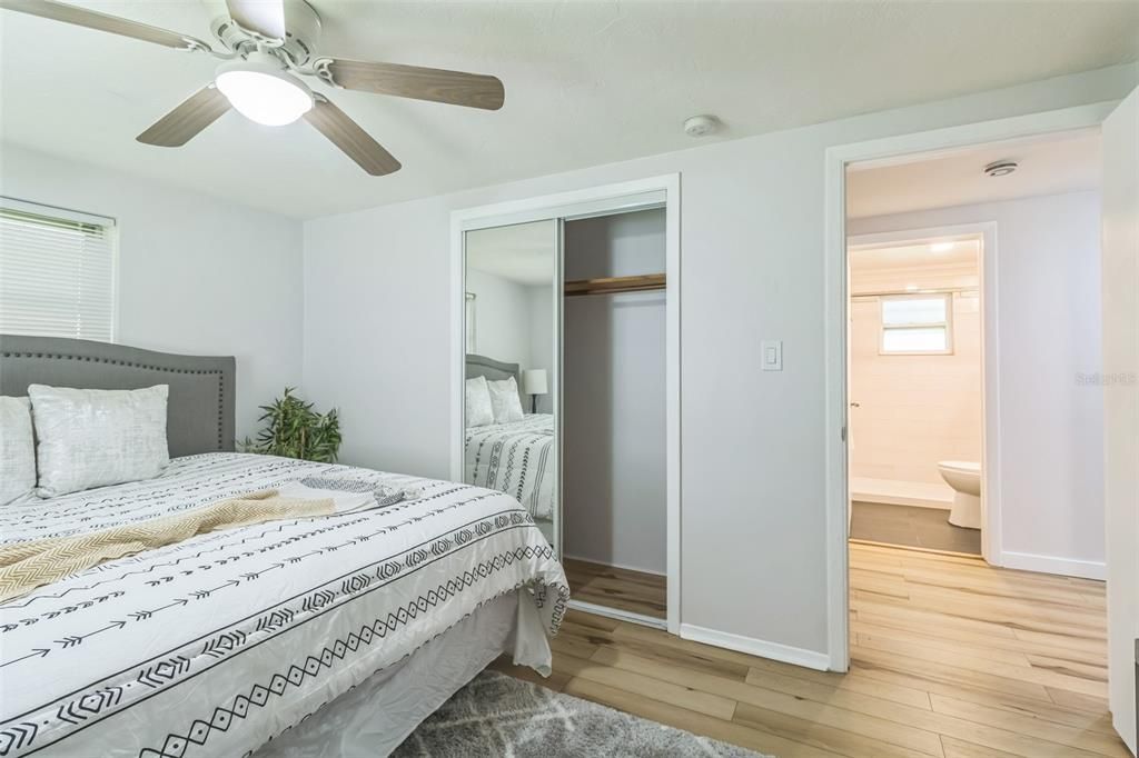 For Rent: $1,400 (2 beds, 1 baths, 768 Square Feet)