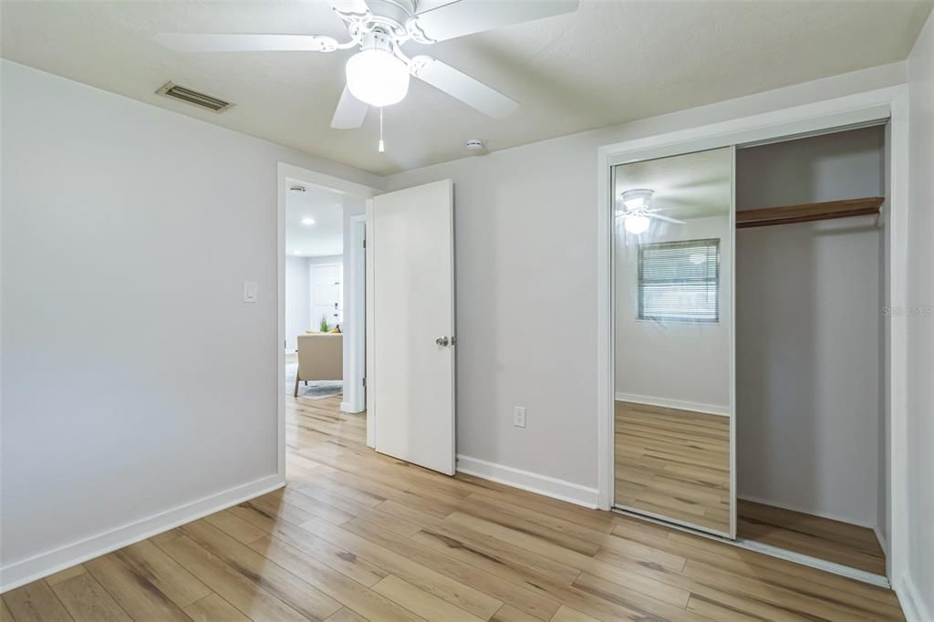 For Rent: $1,400 (2 beds, 1 baths, 768 Square Feet)