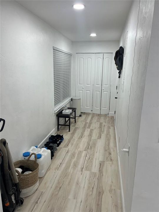 На продажу: $360,000 (3 спален, 2 ванн, 1228 Квадратных фут)