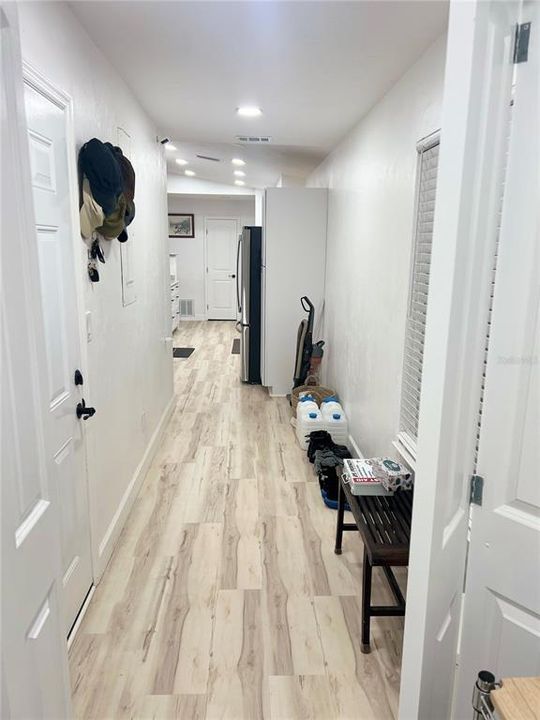 На продажу: $360,000 (3 спален, 2 ванн, 1228 Квадратных фут)