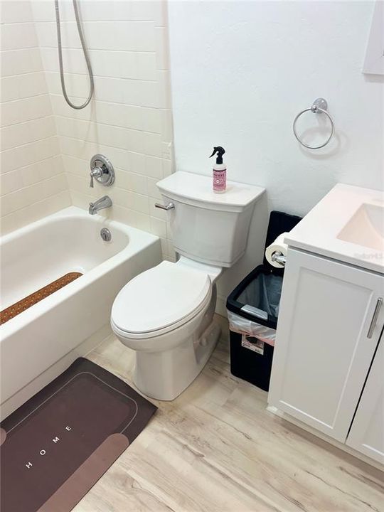 На продажу: $360,000 (3 спален, 2 ванн, 1228 Квадратных фут)