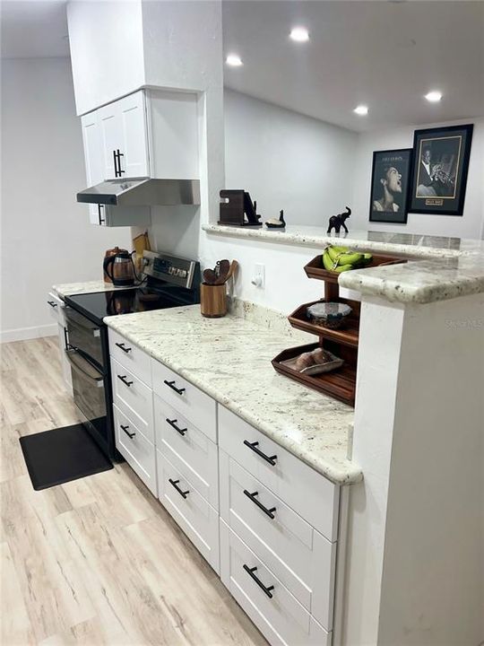 На продажу: $360,000 (3 спален, 2 ванн, 1228 Квадратных фут)