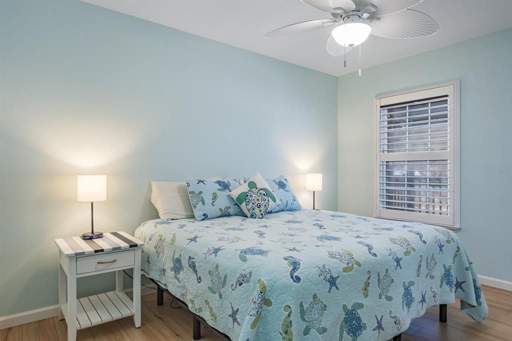 For Sale: $799,000 (3 beds, 2 baths, 1407 Square Feet)