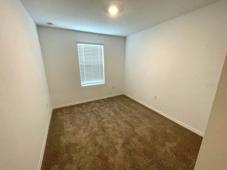 For Rent: $2,150 (3 beds, 2 baths, 1373 Square Feet)