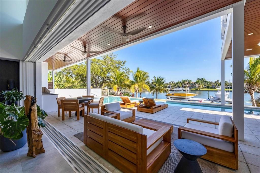 For Sale: $8,795,000 (4 beds, 3 baths, 4705 Square Feet)