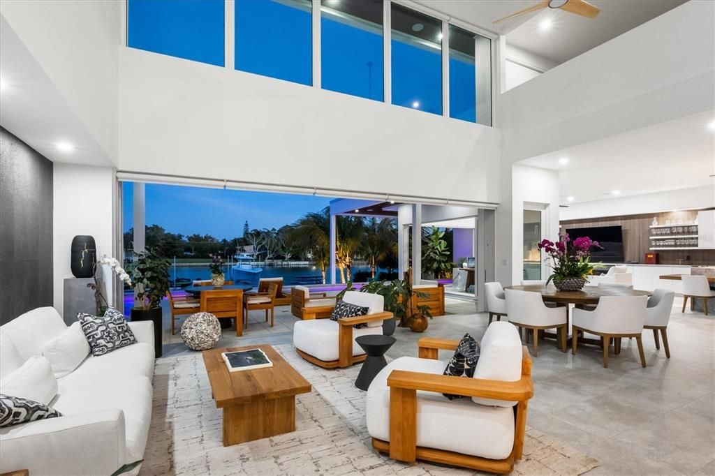 For Sale: $8,795,000 (4 beds, 3 baths, 4705 Square Feet)