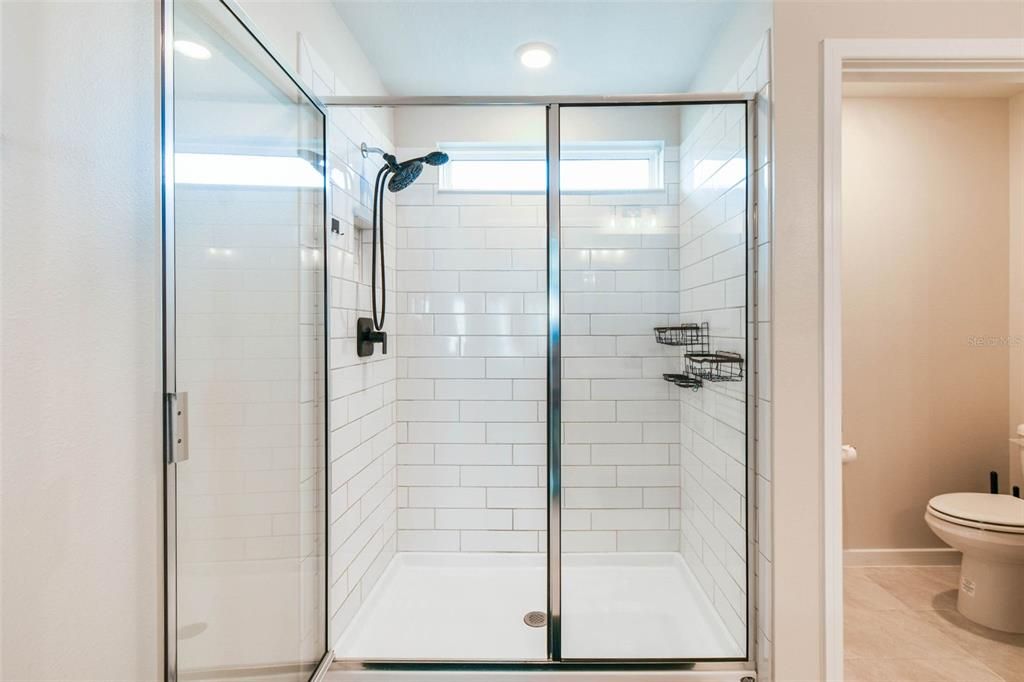 En Venta: $475,000 (4 camas, 3 baños, 2482 Pies cuadrados)