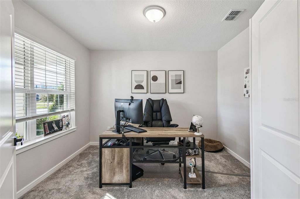 En Venta: $475,000 (4 camas, 3 baños, 2482 Pies cuadrados)