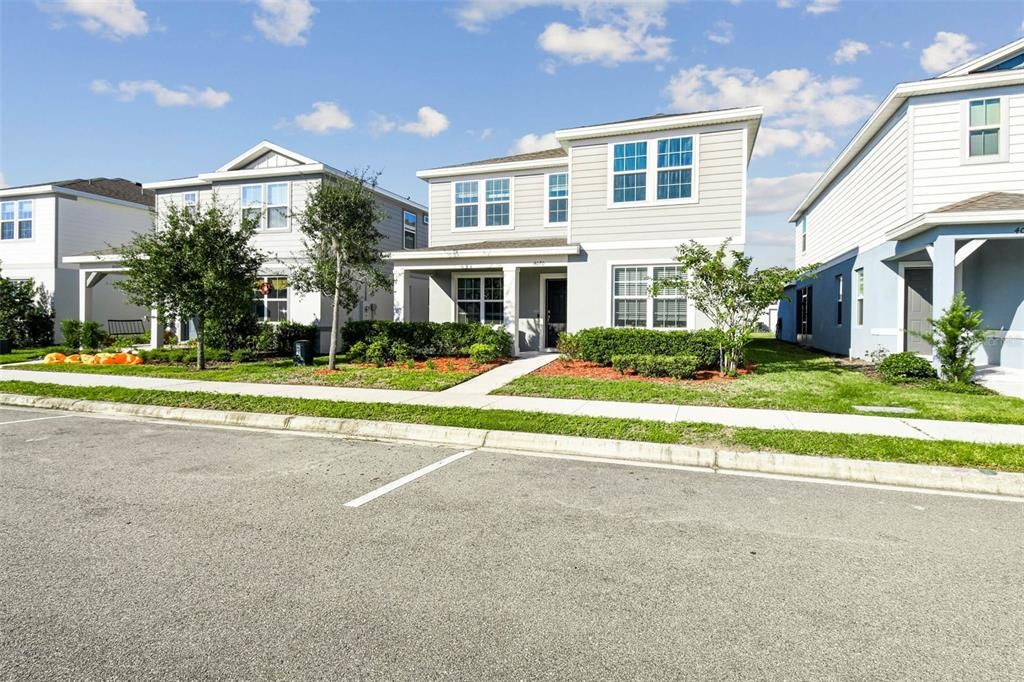 En Venta: $475,000 (4 camas, 3 baños, 2482 Pies cuadrados)