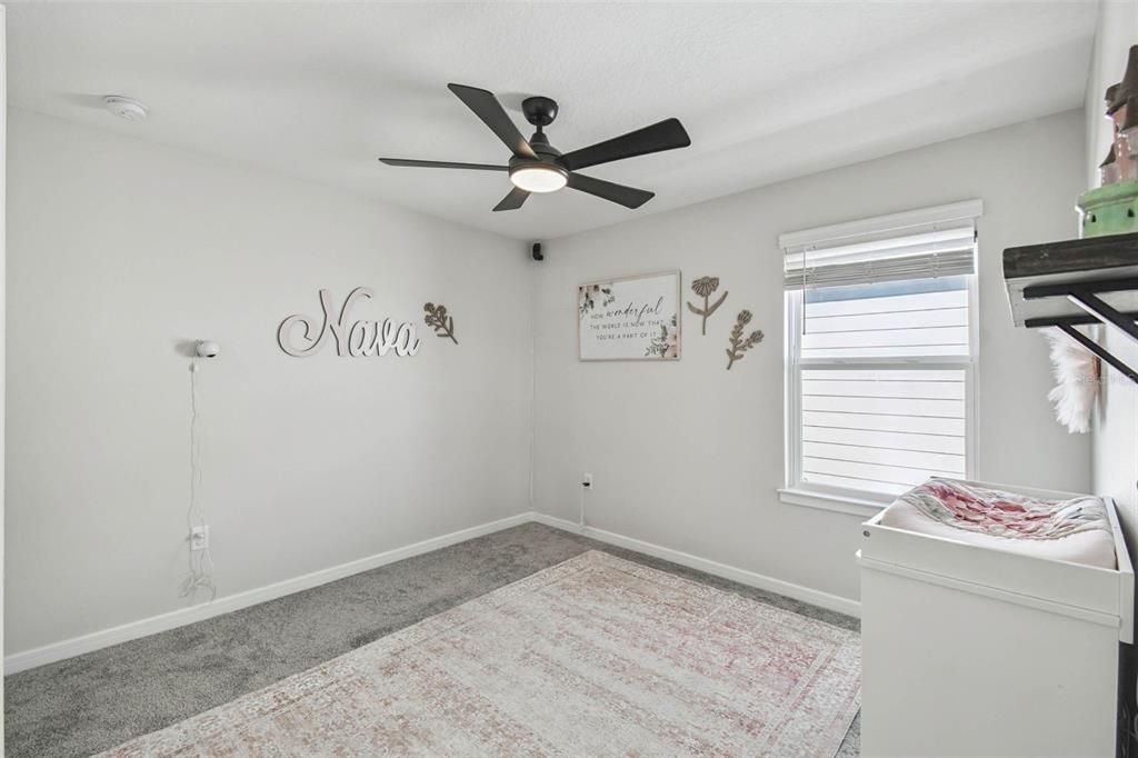 En Venta: $475,000 (4 camas, 3 baños, 2482 Pies cuadrados)