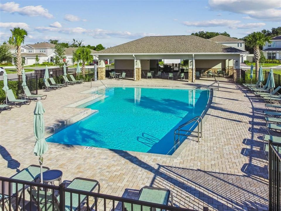 En Venta: $475,000 (4 camas, 3 baños, 2482 Pies cuadrados)