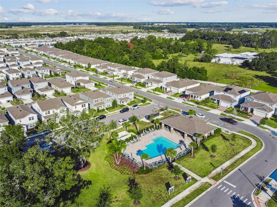 En Venta: $475,000 (4 camas, 3 baños, 2482 Pies cuadrados)