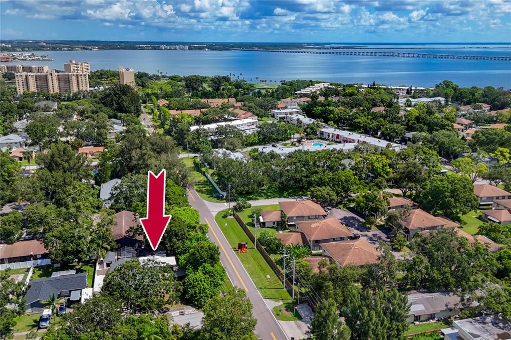 For Rent: $3,250 (3 beds, 2 baths, 1516 Square Feet)