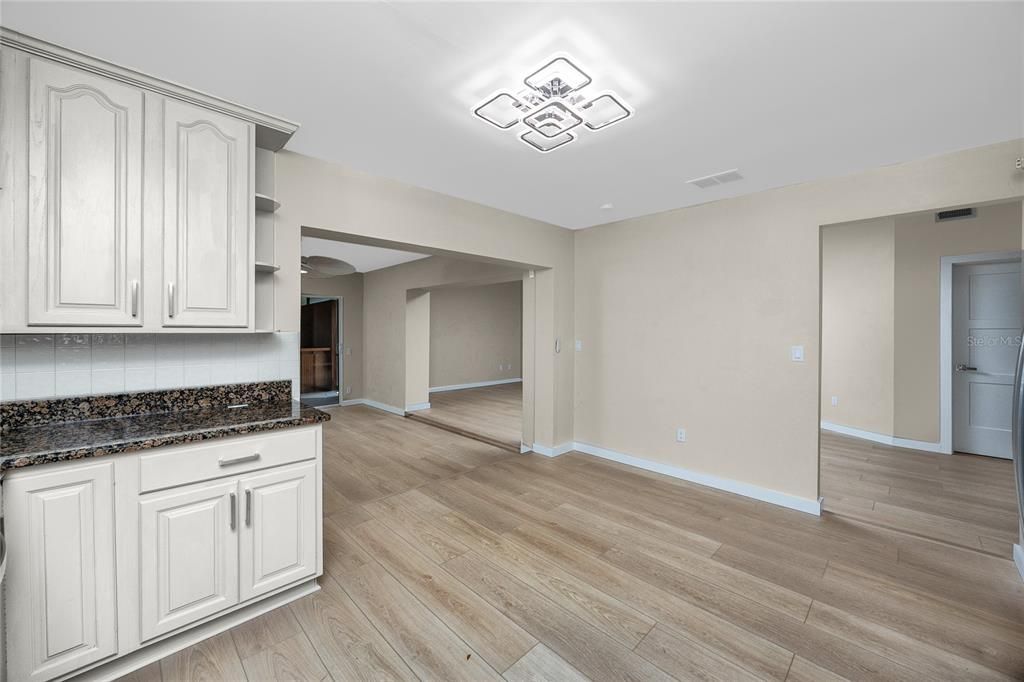 For Rent: $3,250 (3 beds, 2 baths, 1516 Square Feet)