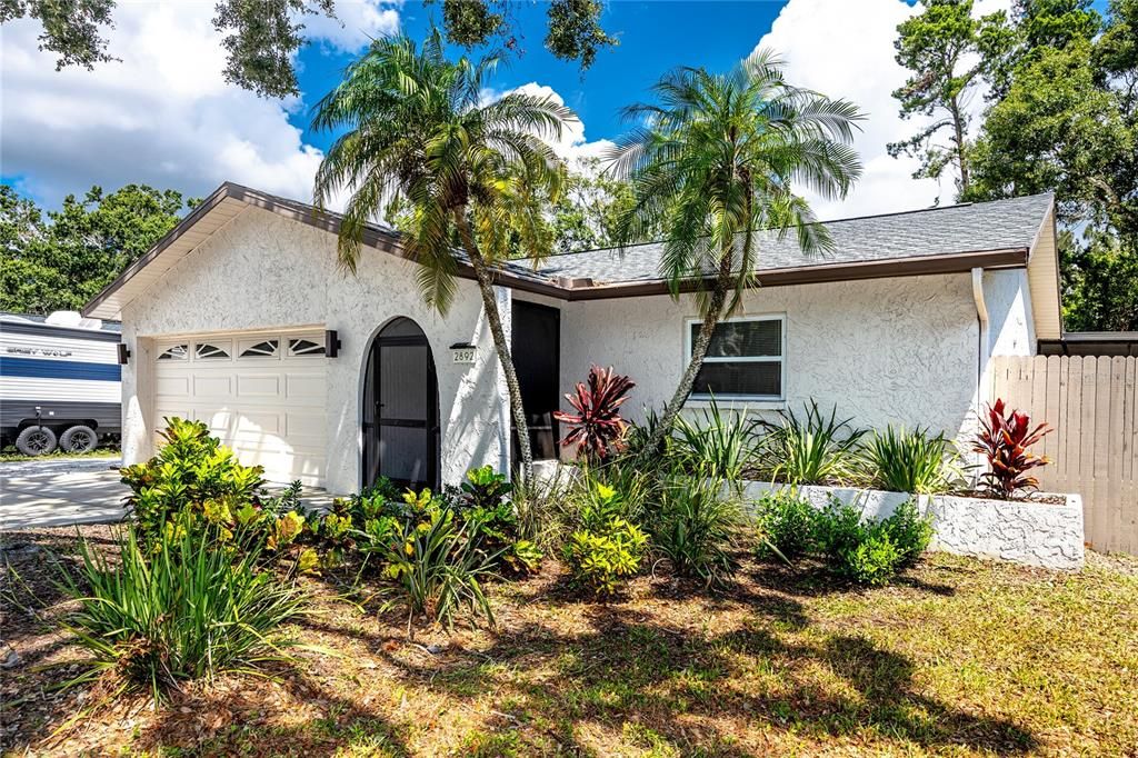 For Rent: $3,250 (3 beds, 2 baths, 1516 Square Feet)