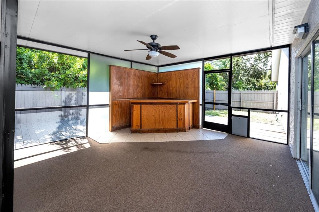 For Rent: $3,250 (3 beds, 2 baths, 1516 Square Feet)