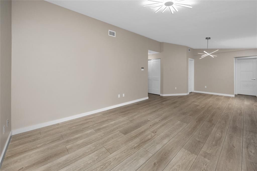 For Rent: $3,250 (3 beds, 2 baths, 1516 Square Feet)