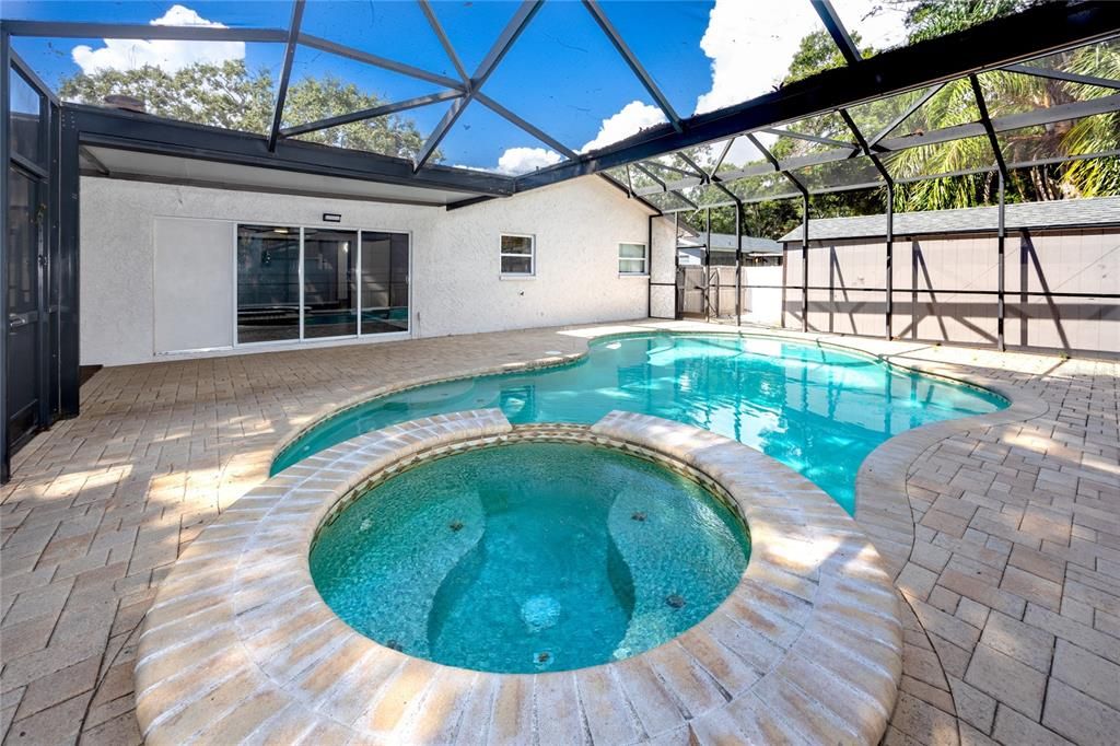 For Rent: $3,250 (3 beds, 2 baths, 1516 Square Feet)