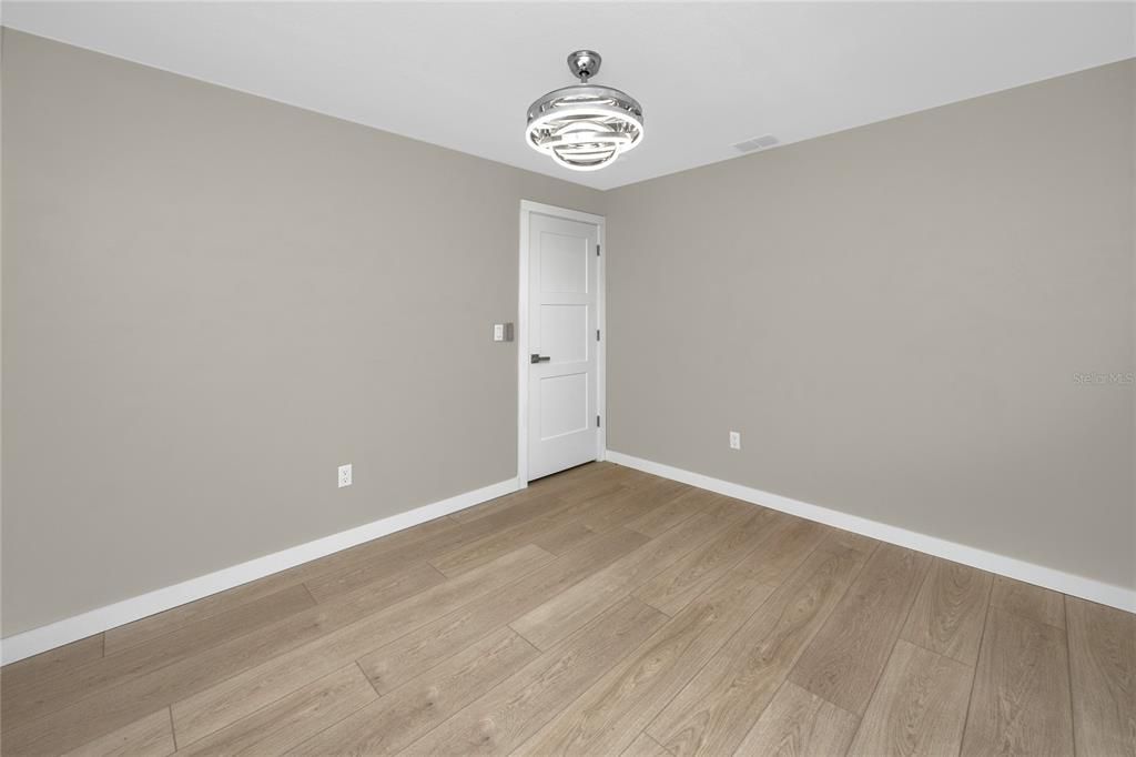 For Rent: $3,250 (3 beds, 2 baths, 1516 Square Feet)