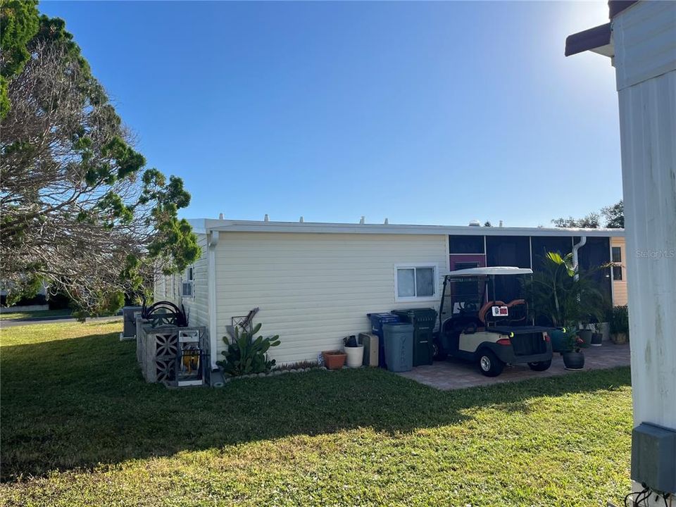 For Sale: $185,500 (2 beds, 2 baths, 1272 Square Feet)