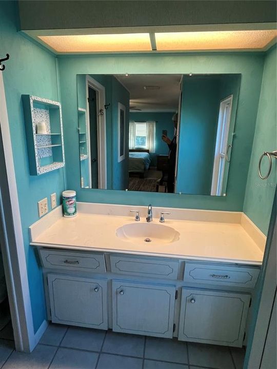 For Sale: $185,500 (2 beds, 2 baths, 1272 Square Feet)