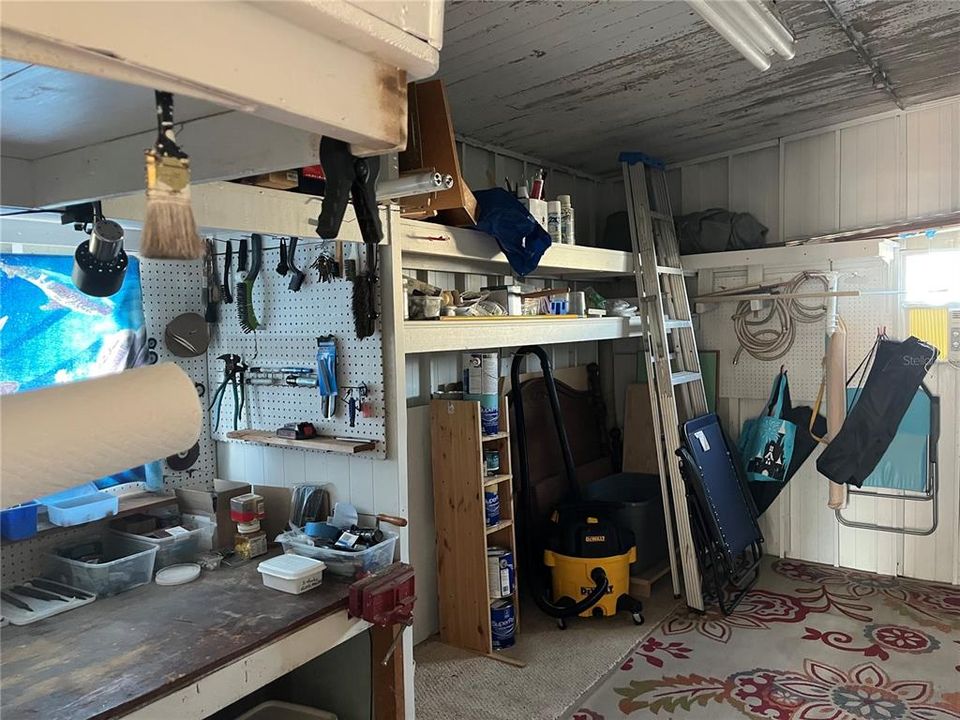 For Sale: $185,500 (2 beds, 2 baths, 1272 Square Feet)