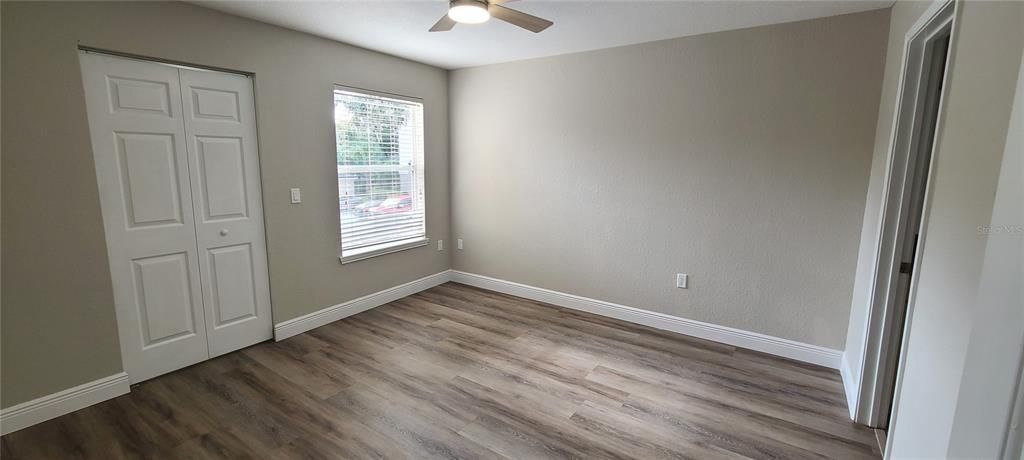 待售: $219,000 (2 贝兹, 2 浴室, 1006 平方英尺)