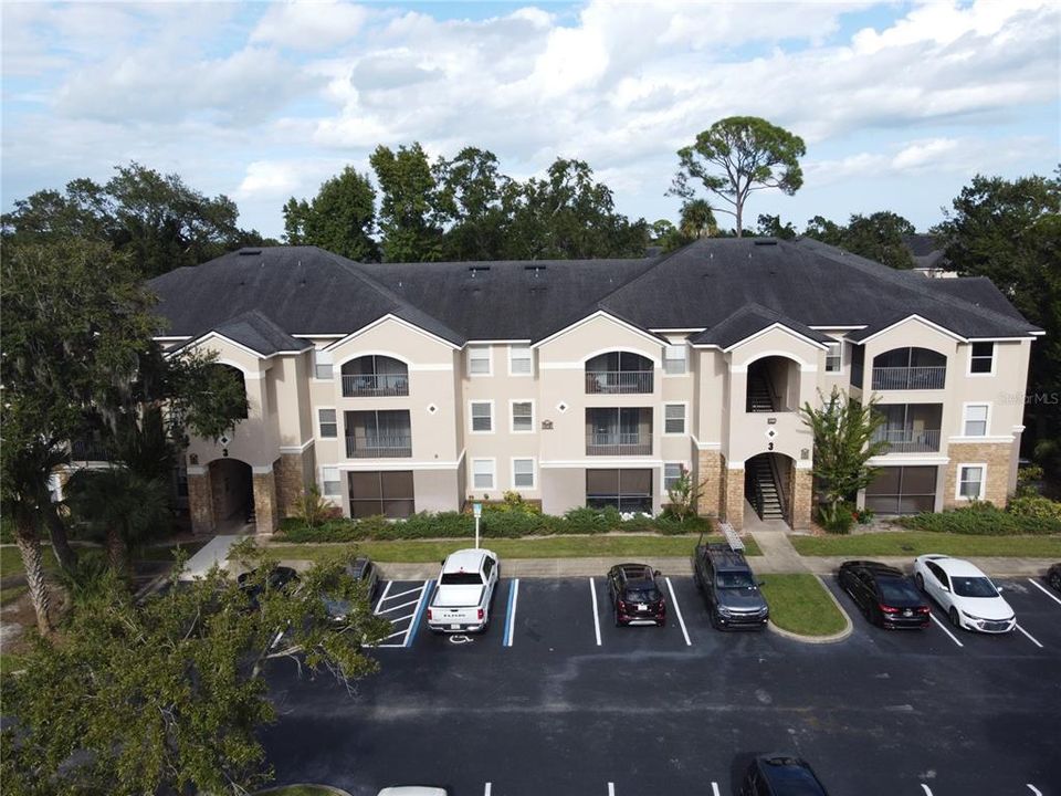 待售: $219,000 (2 贝兹, 2 浴室, 1006 平方英尺)