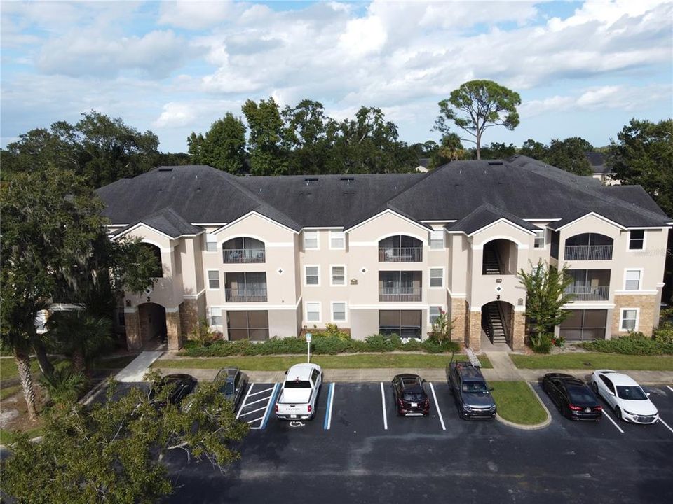 待售: $219,000 (2 贝兹, 2 浴室, 1006 平方英尺)