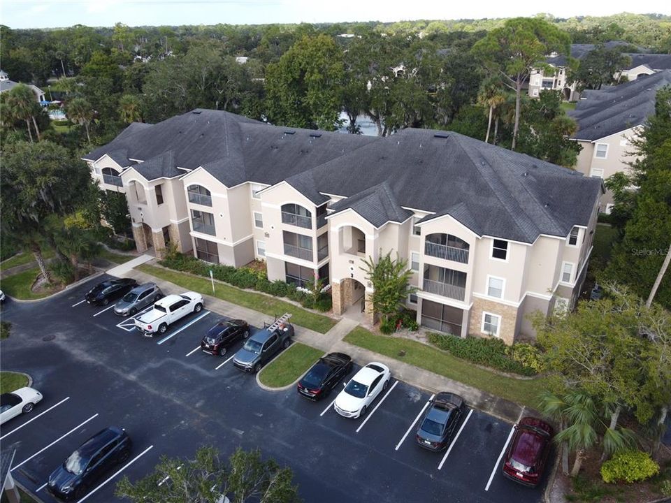 待售: $219,000 (2 贝兹, 2 浴室, 1006 平方英尺)