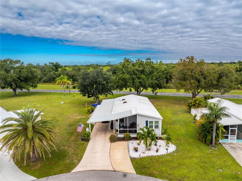 For Sale: $191,000 (2 beds, 2 baths, 1090 Square Feet)