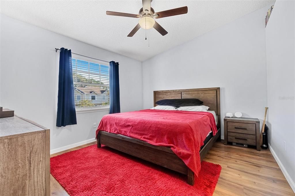 For Sale: $224,900 (2 beds, 2 baths, 1176 Square Feet)