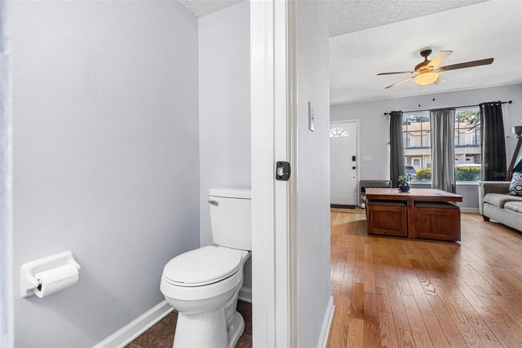 For Sale: $224,900 (2 beds, 2 baths, 1176 Square Feet)