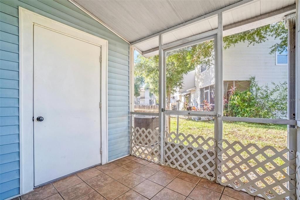 For Sale: $224,900 (2 beds, 2 baths, 1176 Square Feet)