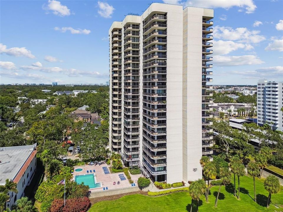 For Rent: $3,650 (2 beds, 2 baths, 1520 Square Feet)