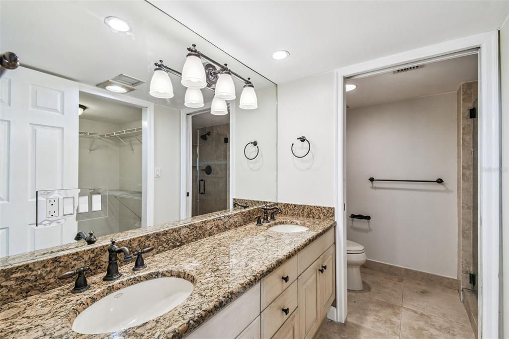 For Rent: $3,650 (2 beds, 2 baths, 1520 Square Feet)