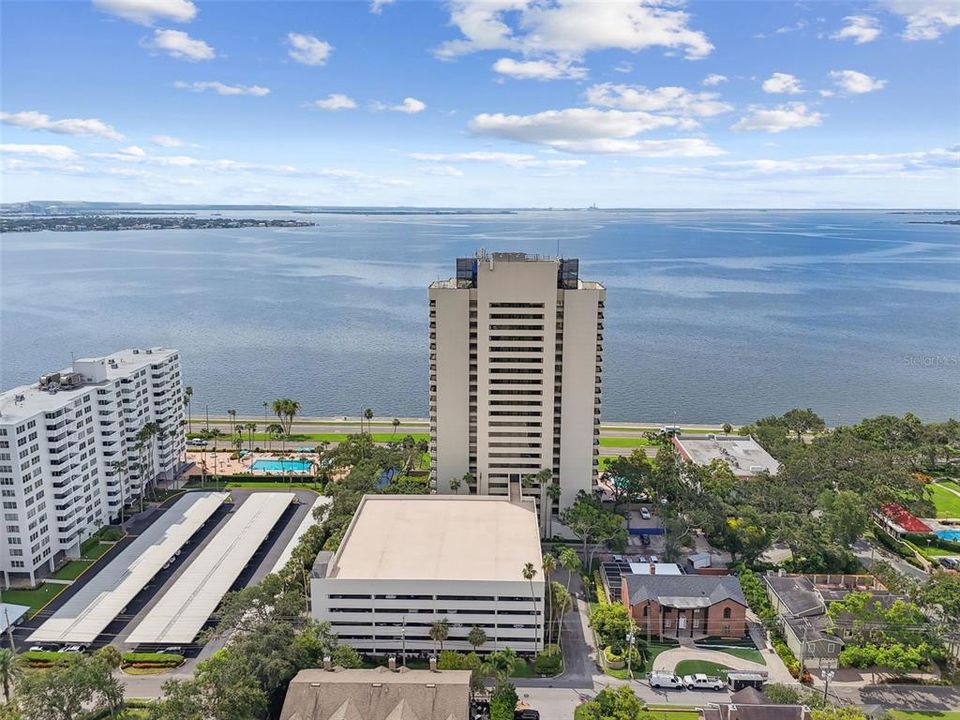 For Rent: $3,650 (2 beds, 2 baths, 1520 Square Feet)