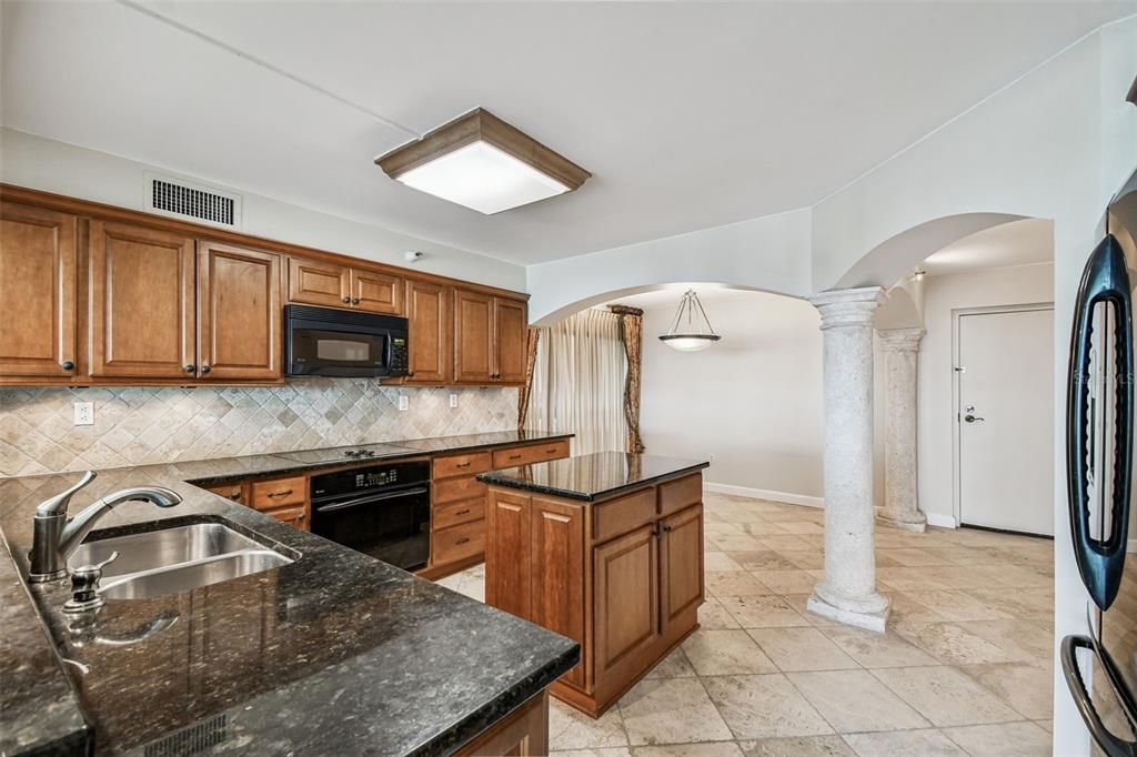 For Rent: $3,650 (2 beds, 2 baths, 1520 Square Feet)