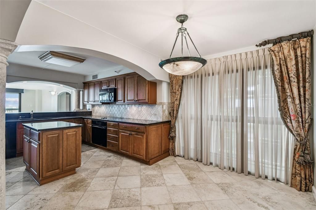 For Rent: $3,650 (2 beds, 2 baths, 1520 Square Feet)