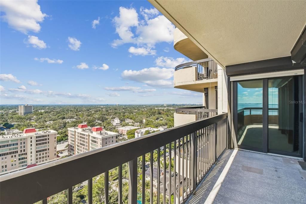 For Rent: $3,650 (2 beds, 2 baths, 1520 Square Feet)